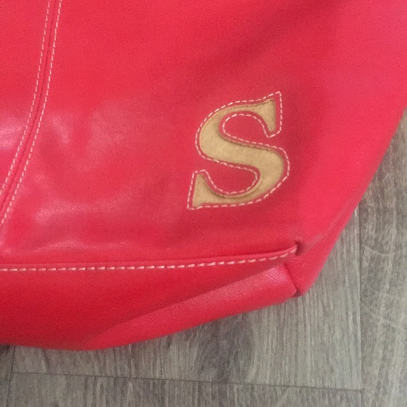 Purses - Picture 2 of 6